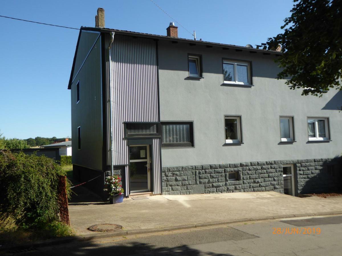 "Baerenhaus" Ferienwohnung 皮特林根 外观 照片